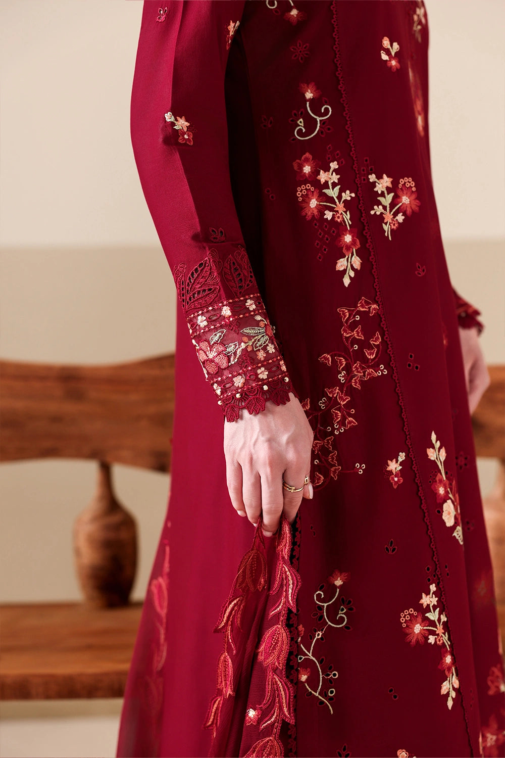 AZURE LUXURY LAWN RUBY ROSE