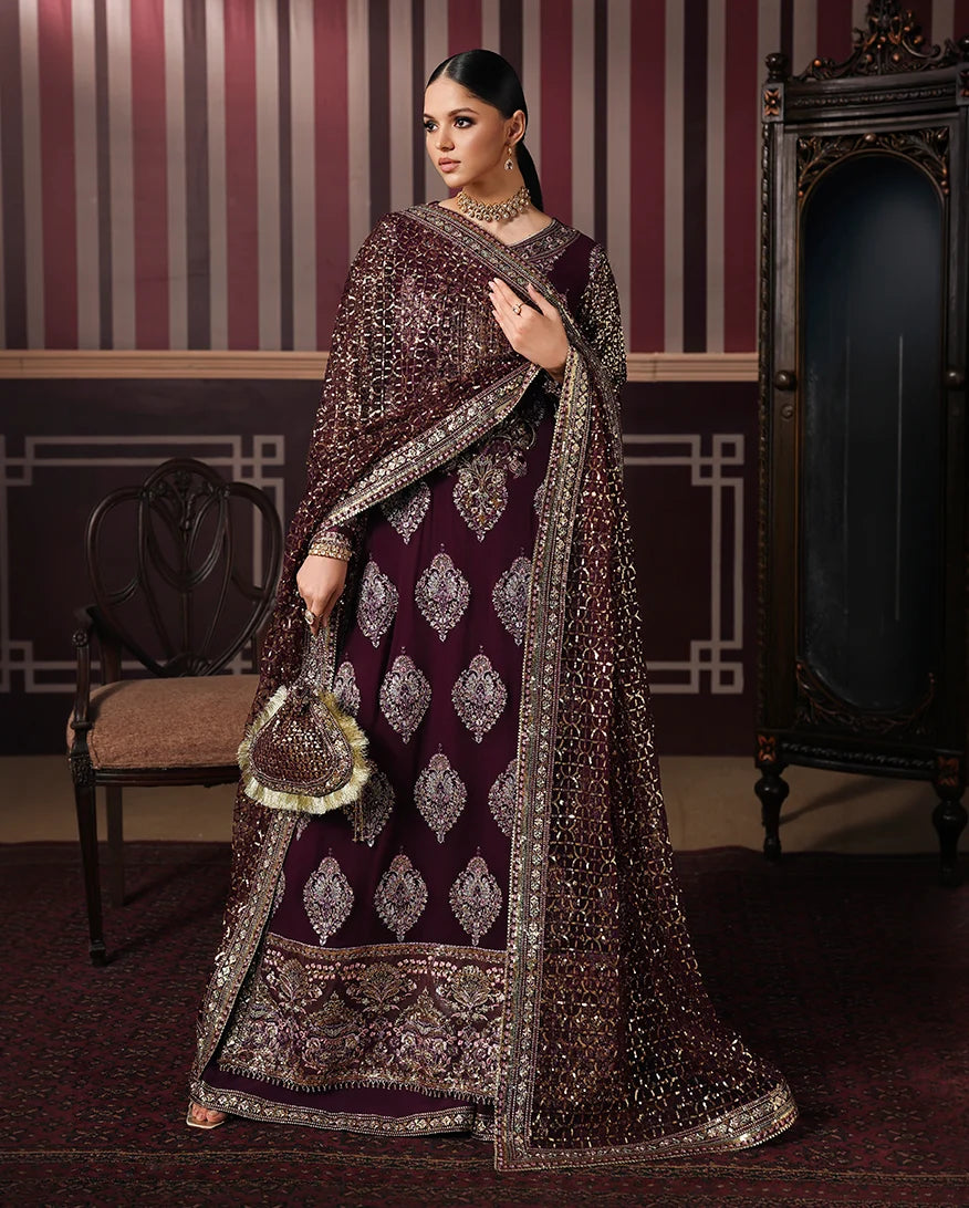 ROHEENAZ ROYALE ETERNEL REGAL CHARM
