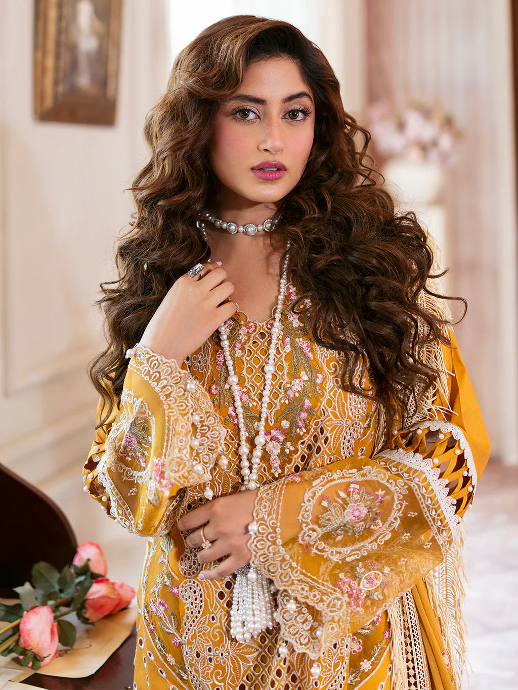 MAHNUR SOPHIE ROSY