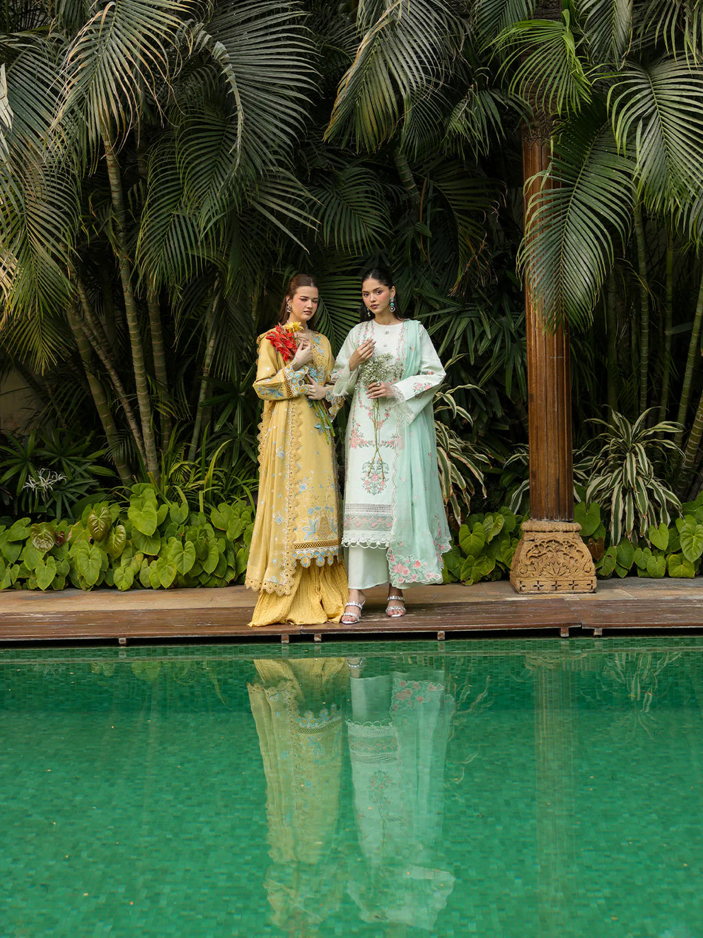 MAHNUR SHANAYA LAWN SH-09