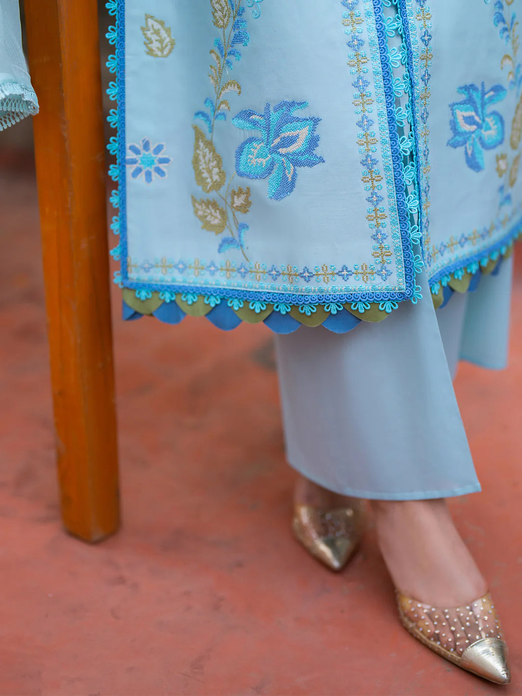 MAHNUR SATRANGI ST-02