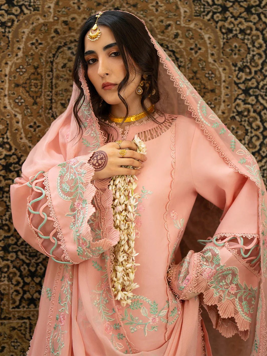 MAHNUR SATRANGI ST-05