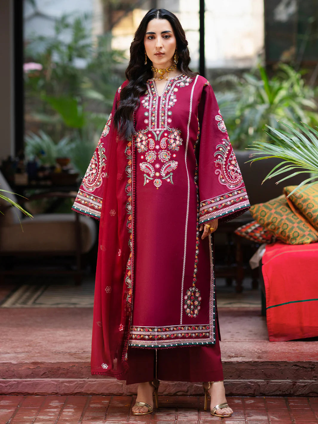 MAHNUR SATRANGI ST-06