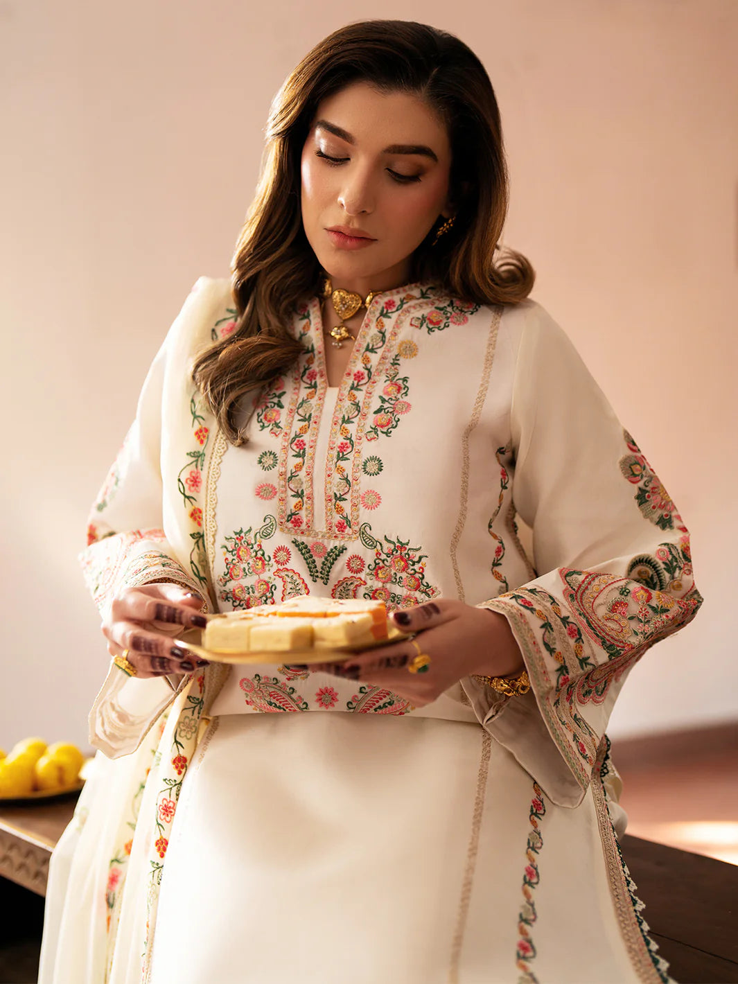 MAHNUR SATRANGI ST-07