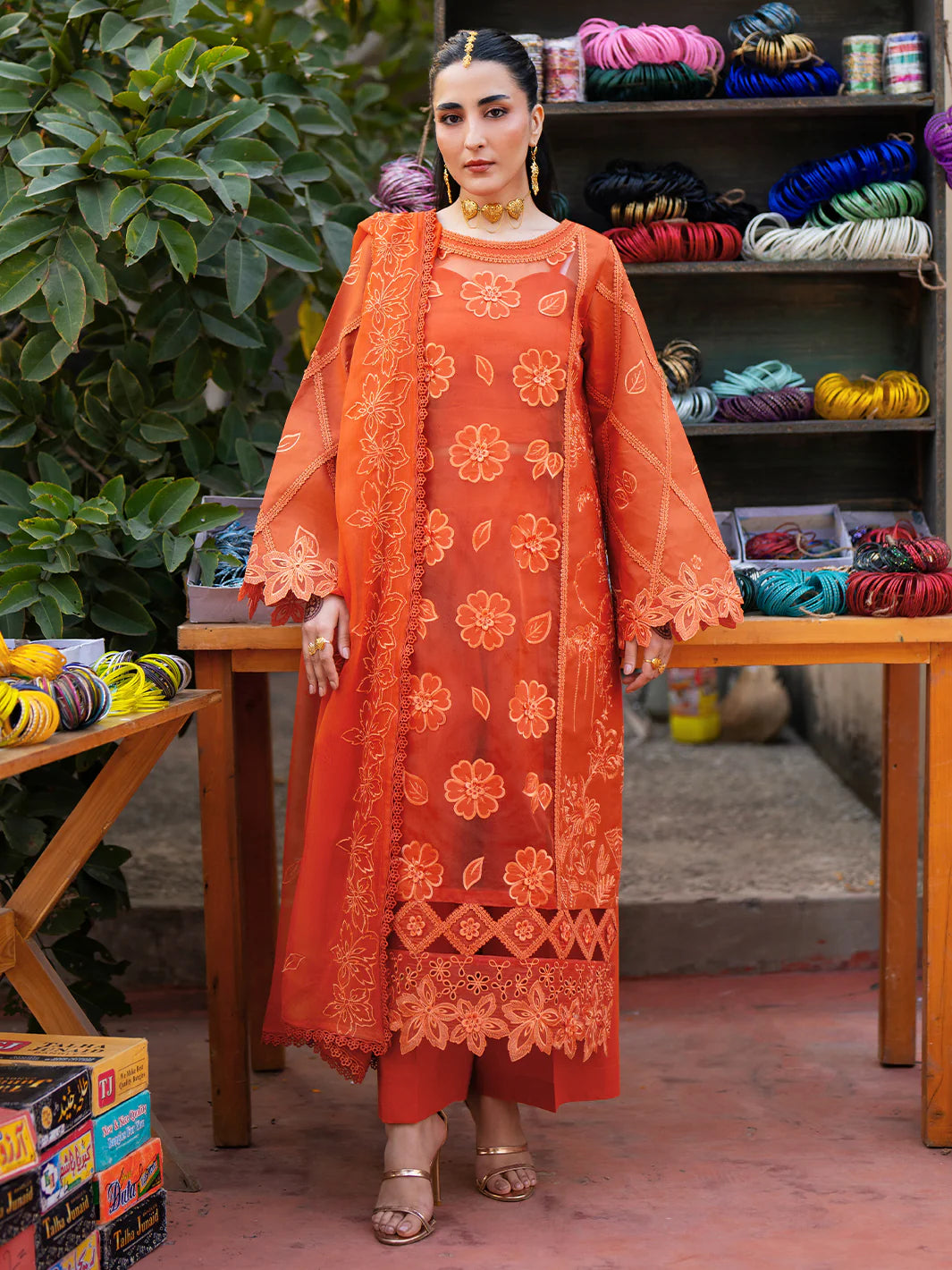 MAHNUR SATRANGI ST-09