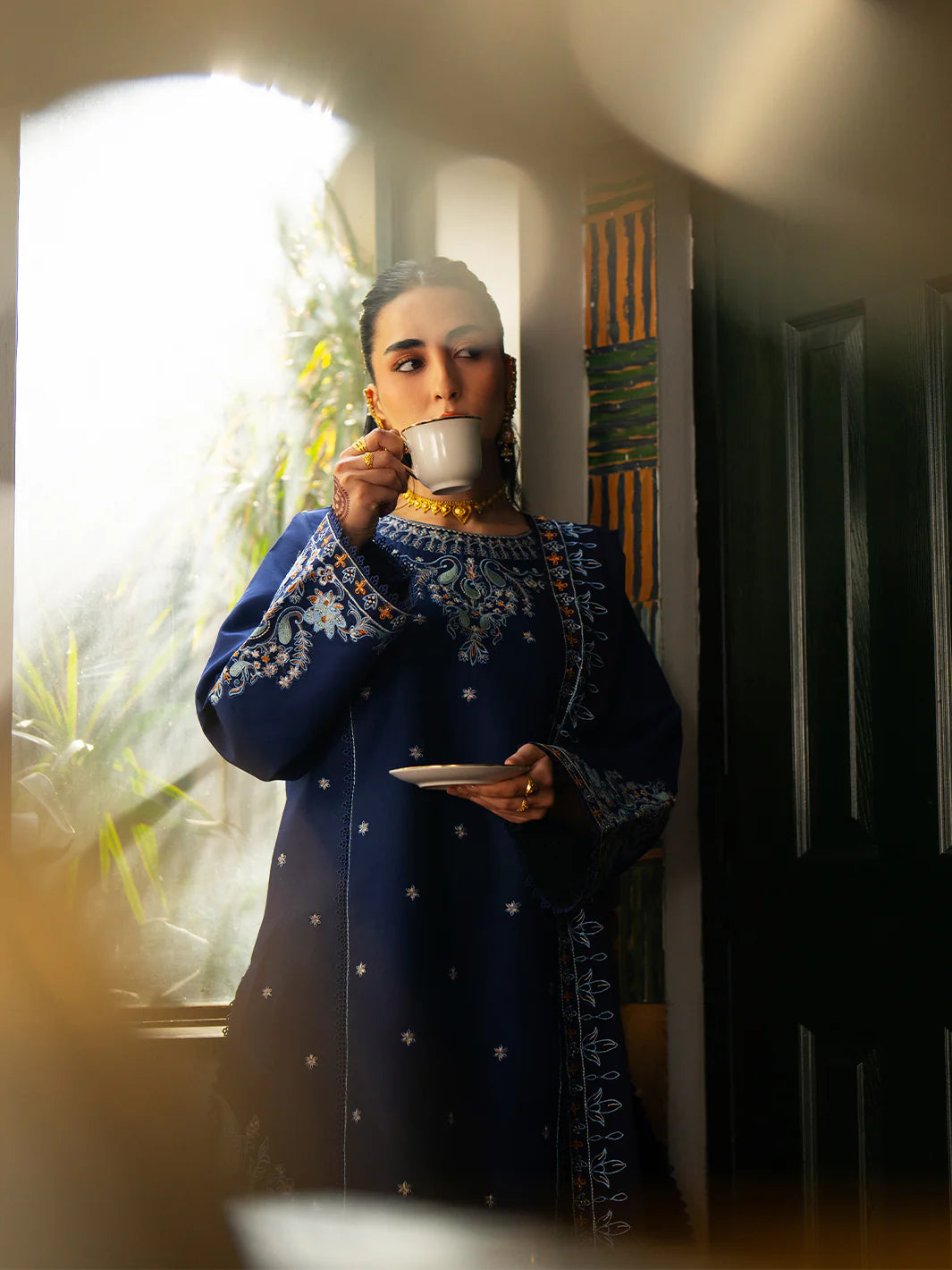 MAHNUR SATRANGI ST-10