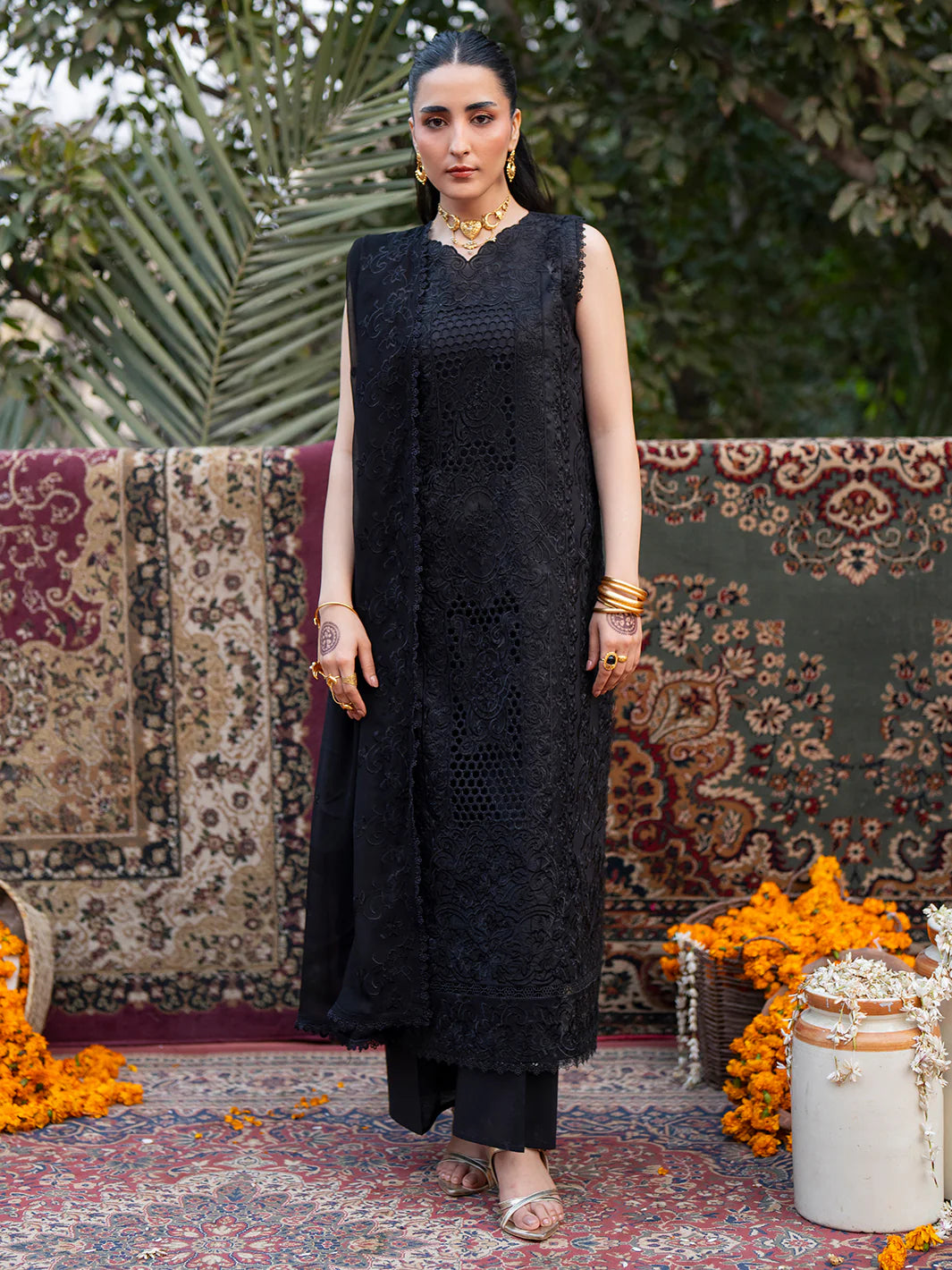 MAHNUR SATRANGI ST-12