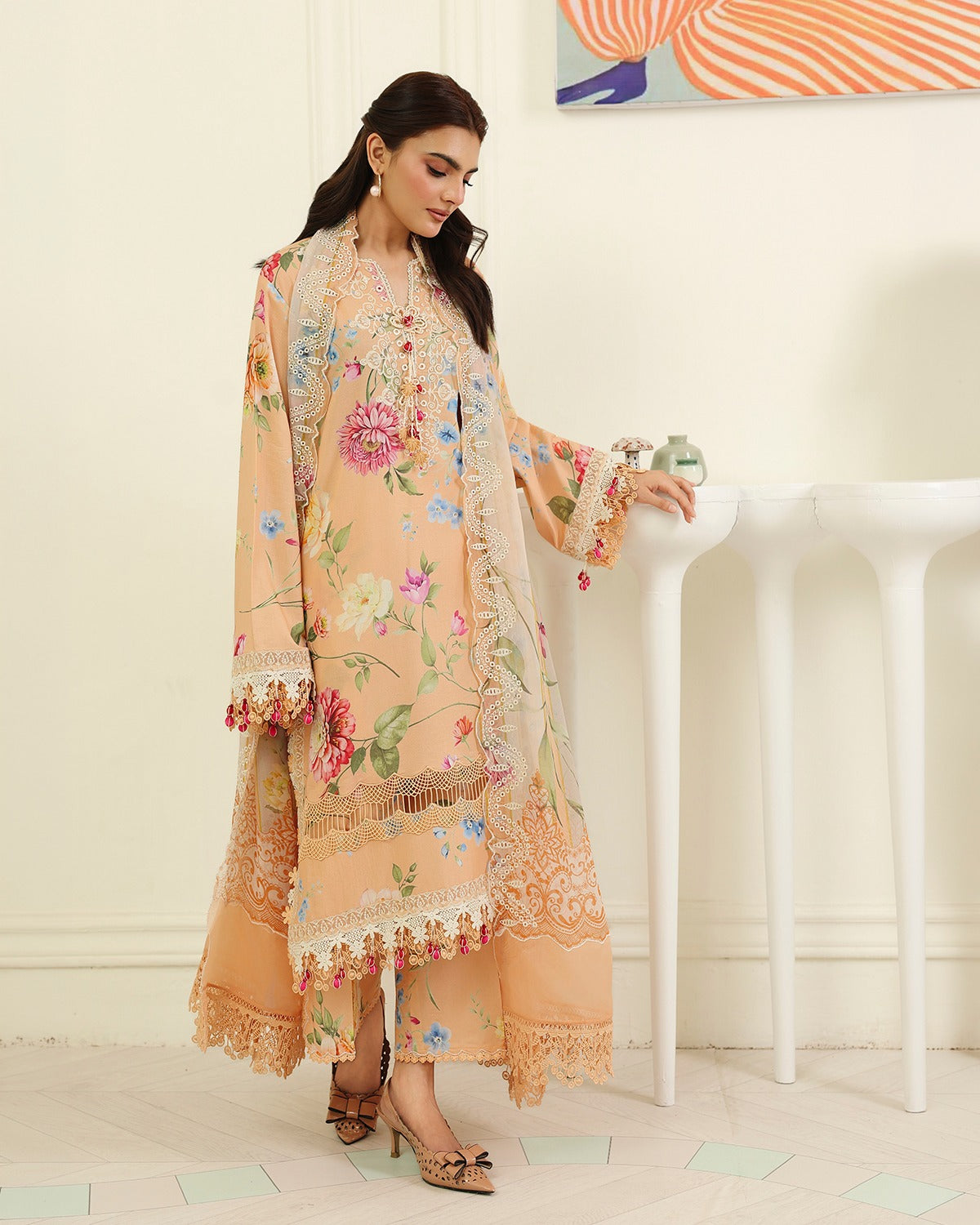 ROHEENAZ PETALS IN PRINI RUNSS260902