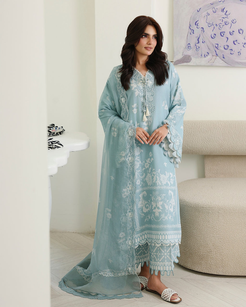 ROHEENAZ PETALS IN PRINI RUNSS260905