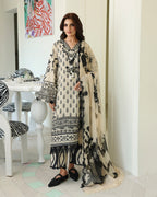 ROHEENAZ PETALS IN PRINI RUNSS260903