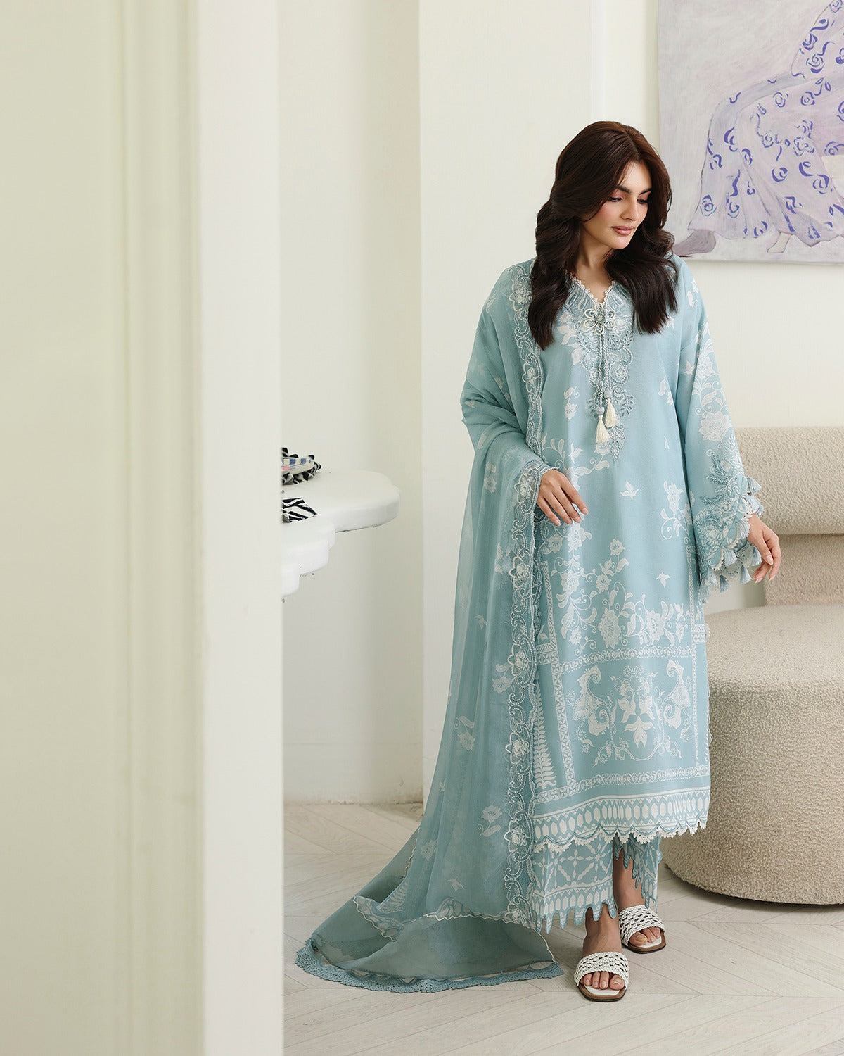 ROHEENAZ PETALS IN PRINI RUNSS260905