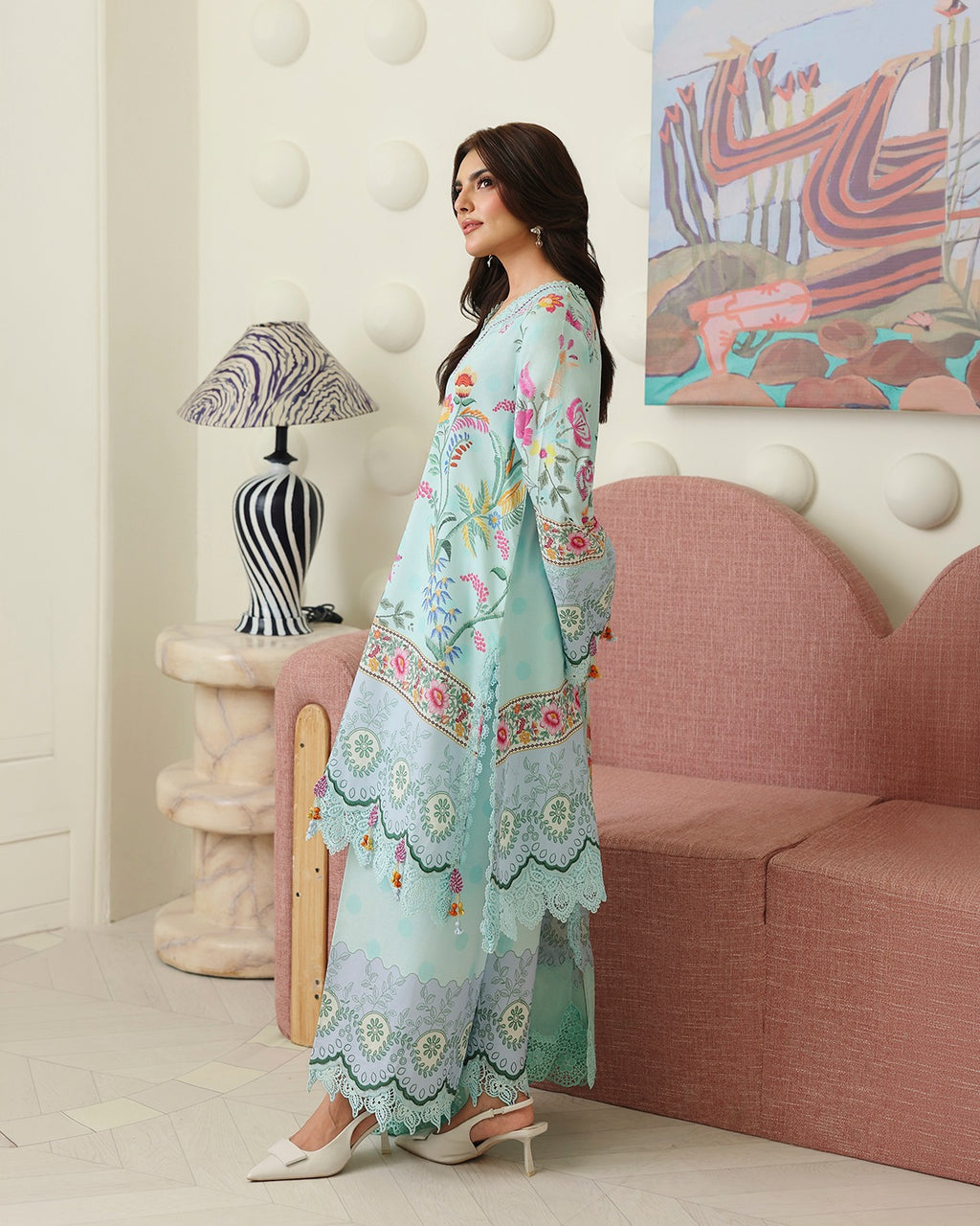 ROHEENAZ PETALS IN PRINI RUNSS260906