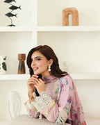 ROHEENAZ PETALS IN PRINI RUNSS260909