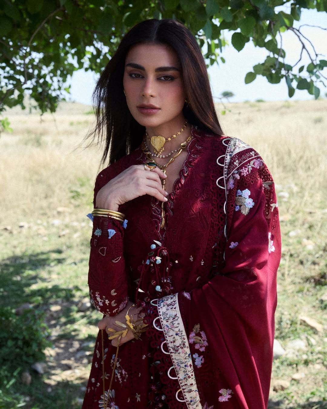 SUFFUSE LAWN UNSTITCHED NAREVI