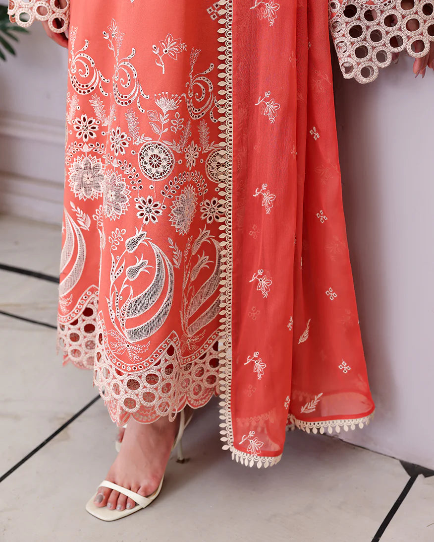 ROHEENAZ VEIL OF SUMMER CHIKANKARI SOLEIL BLANC