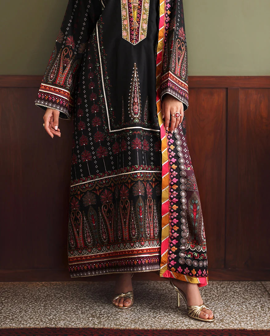 MUSHQ HEMLINE NIRVANA STAR OFF DUTY
