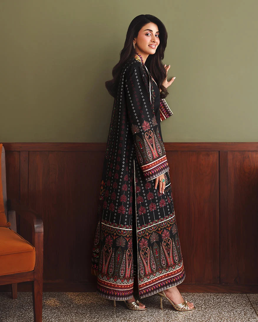 MUSHQ HEMLINE NIRVANA STAR OFF DUTY