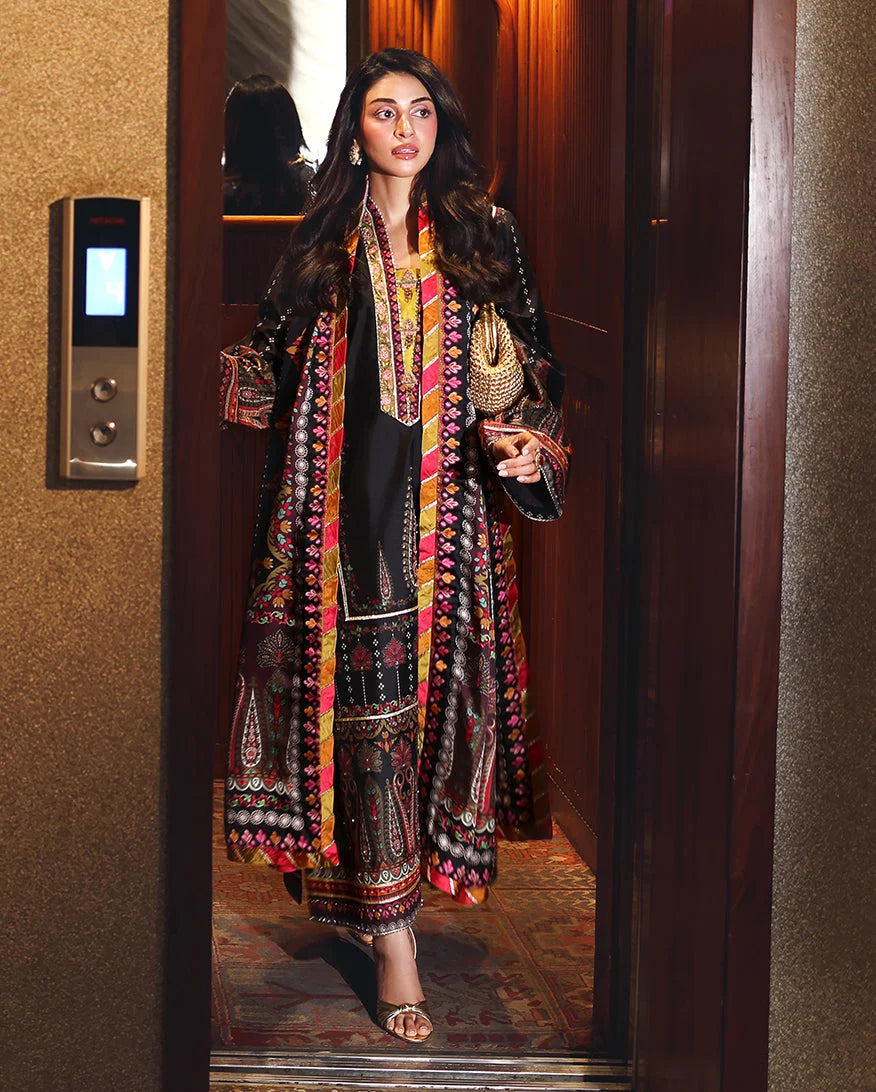 MUSHQ HEMLINE NIRVANA STAR OFF DUTY