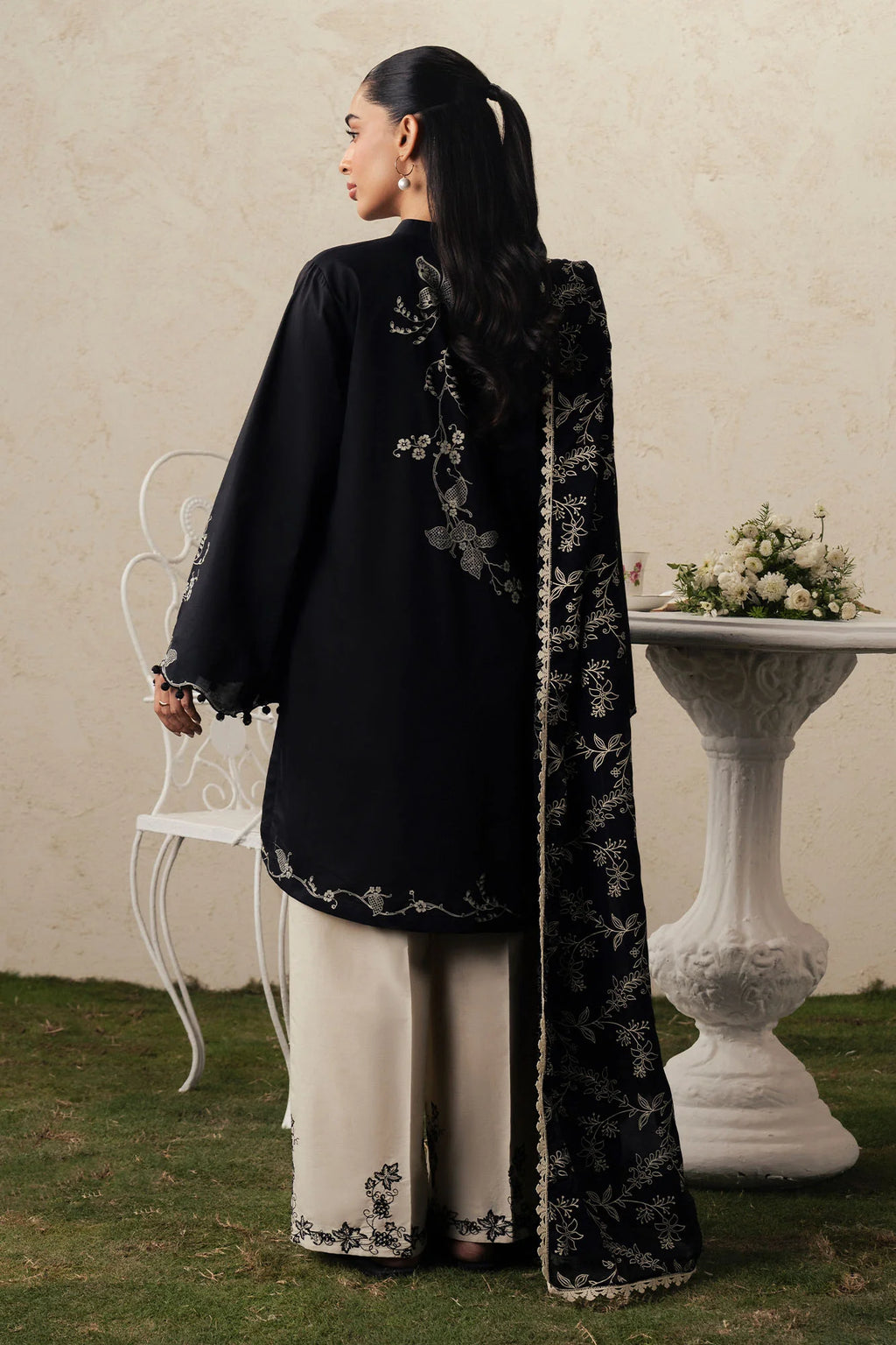 CROSS STITCH PREMIUM CAMBRIC EBONY LACE