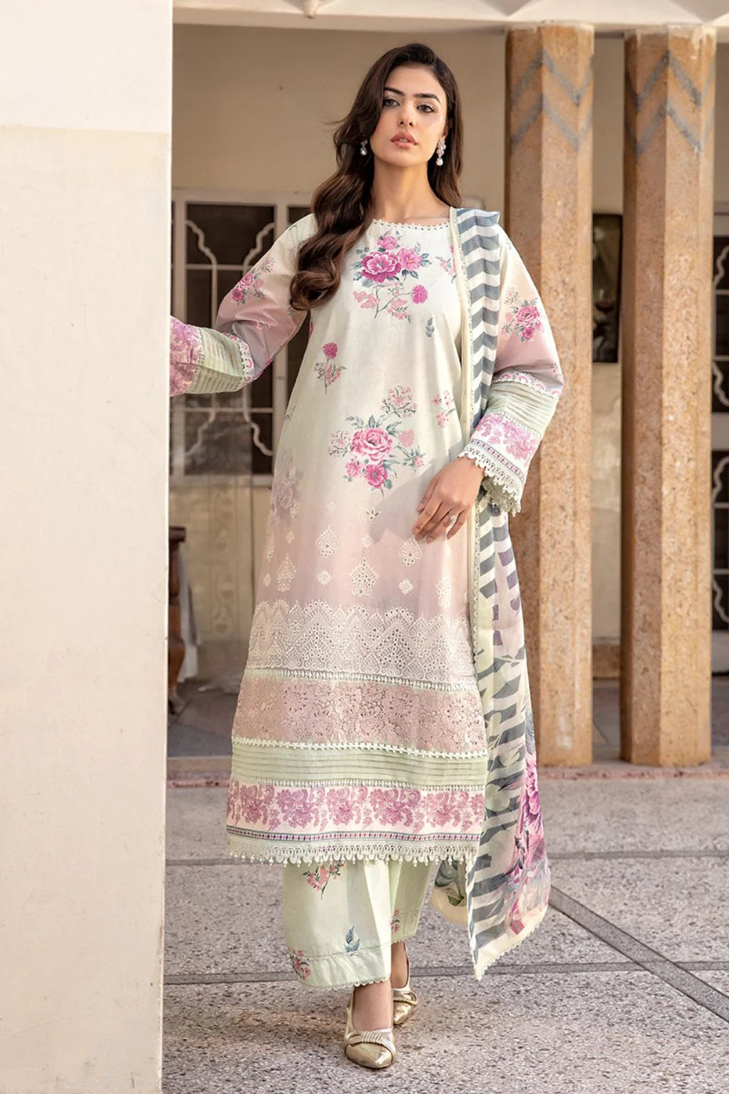 STITCHED BY CC MEERAK CHIKANKARI AAFREEN 3PC