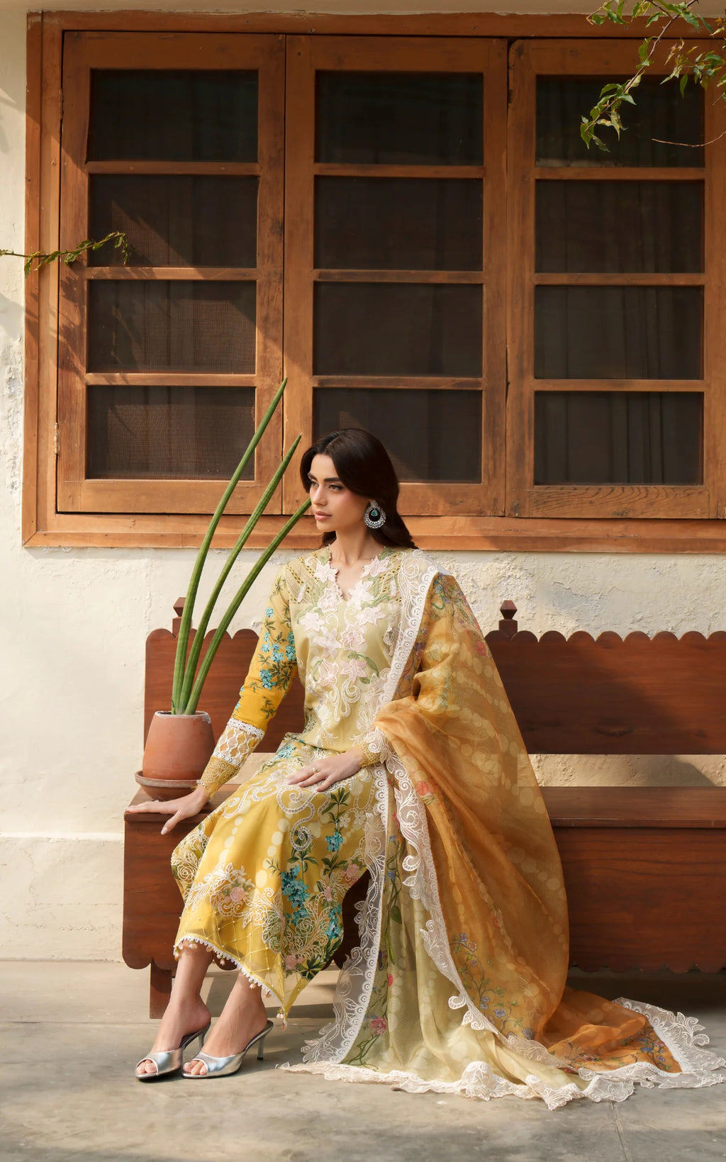 ASIFA NABEEL VERSA LUXURY VUL26-02