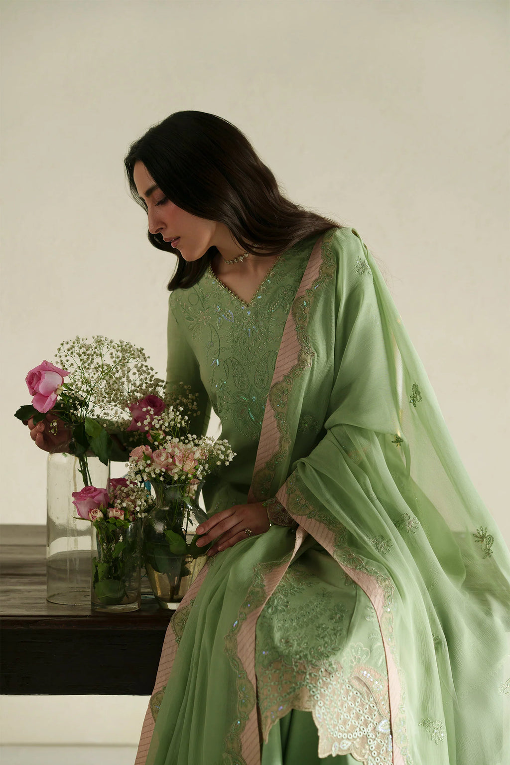 VERA RAW SILK GAJRA MINT