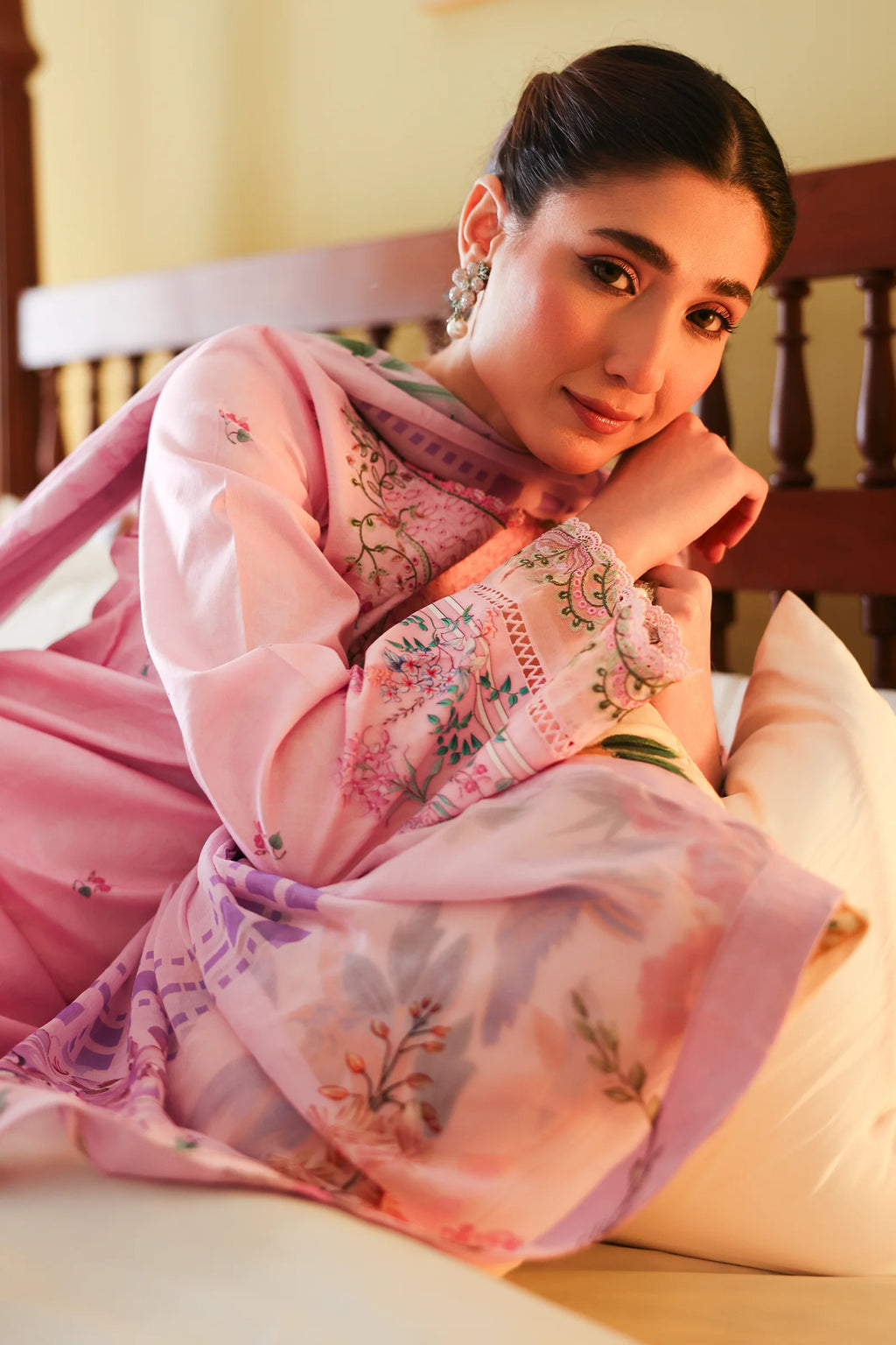 STITCHED BY CC RAAYA BY DOSTI AURA 3PC