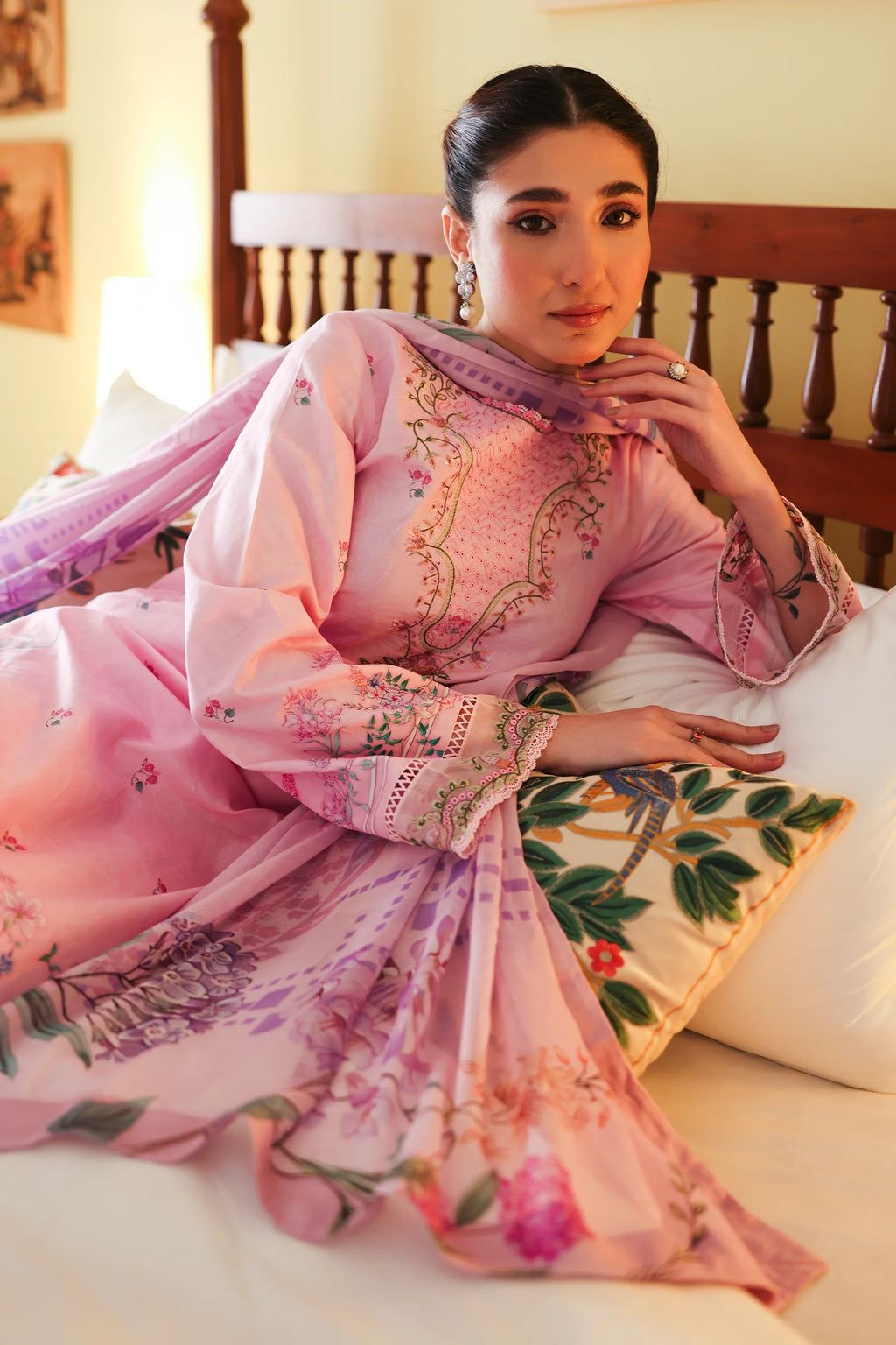STITCHED BY CC RAAYA BY DOSTI AURA 3PC