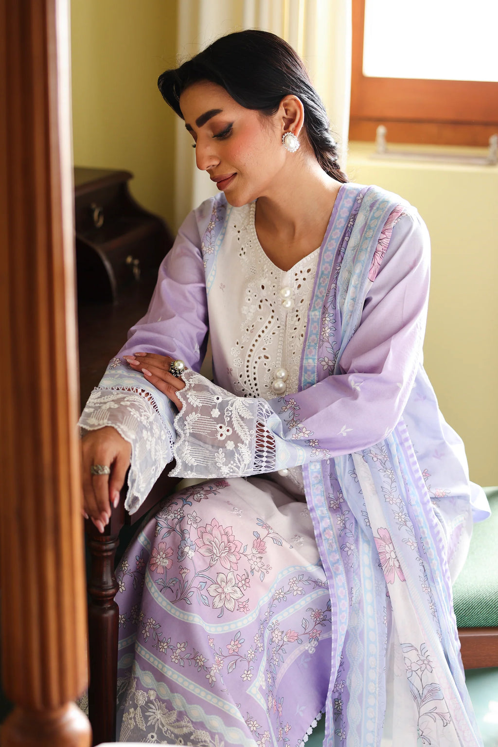 RAAYA BY DOSTI LUNA
