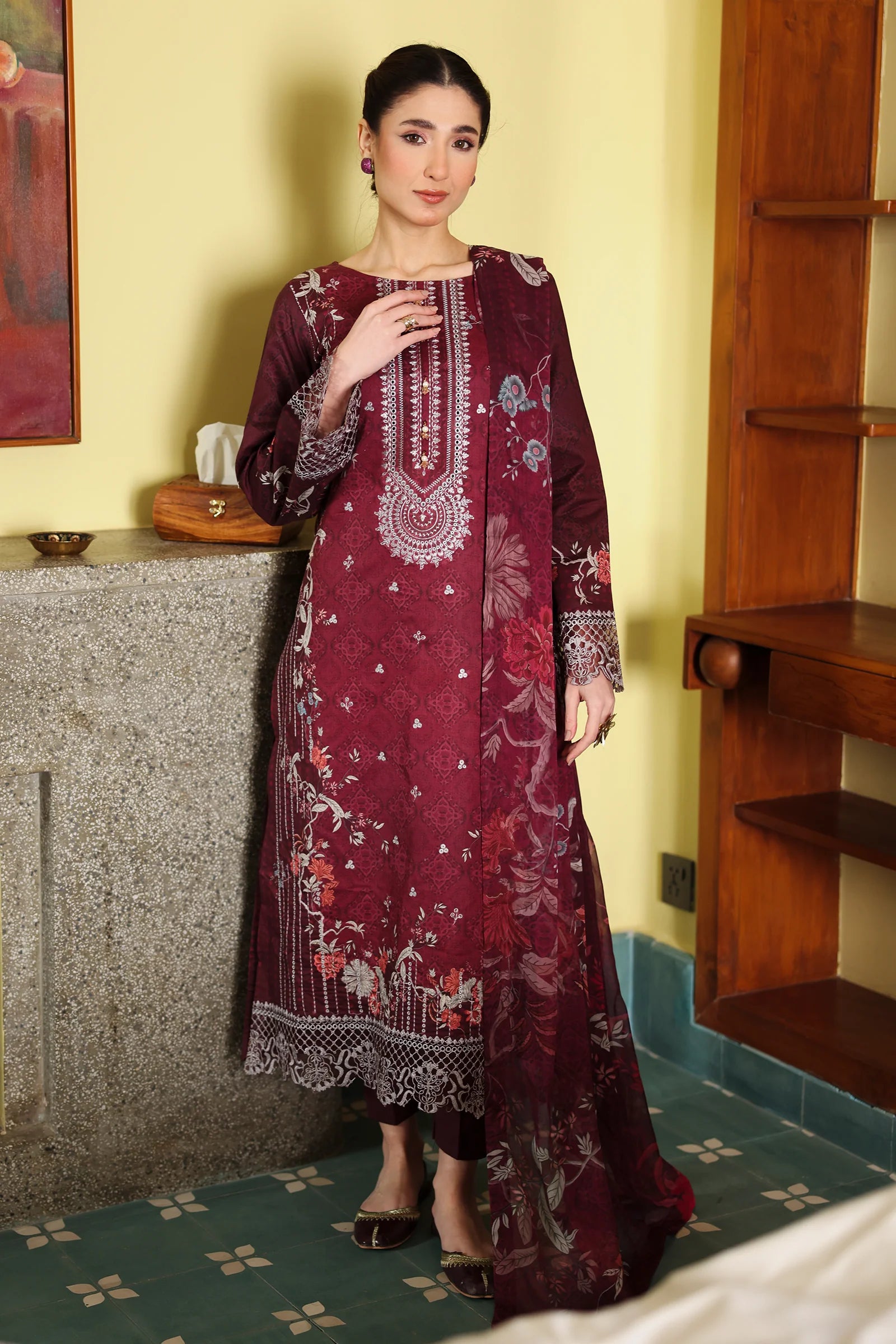 RAAYA BY DOSTI IVY