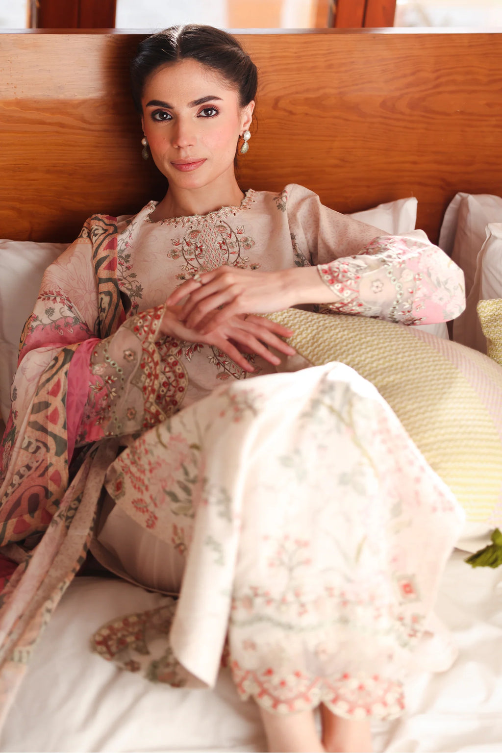 RAAYA BY DOSTI ELLE