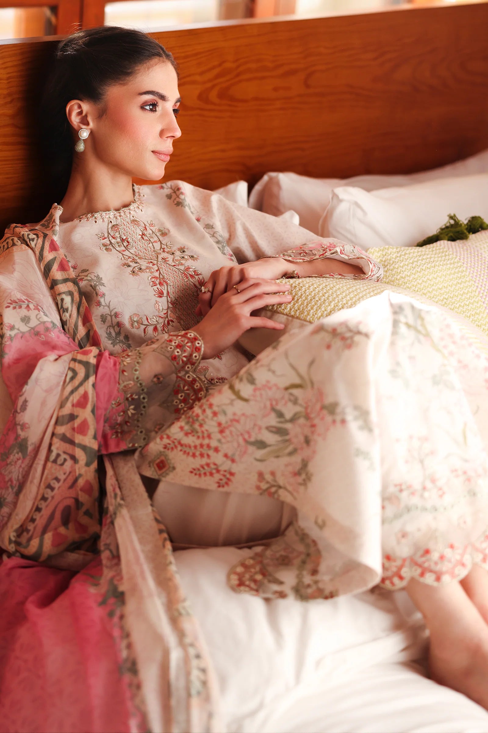 RAAYA BY DOSTI ELLE
