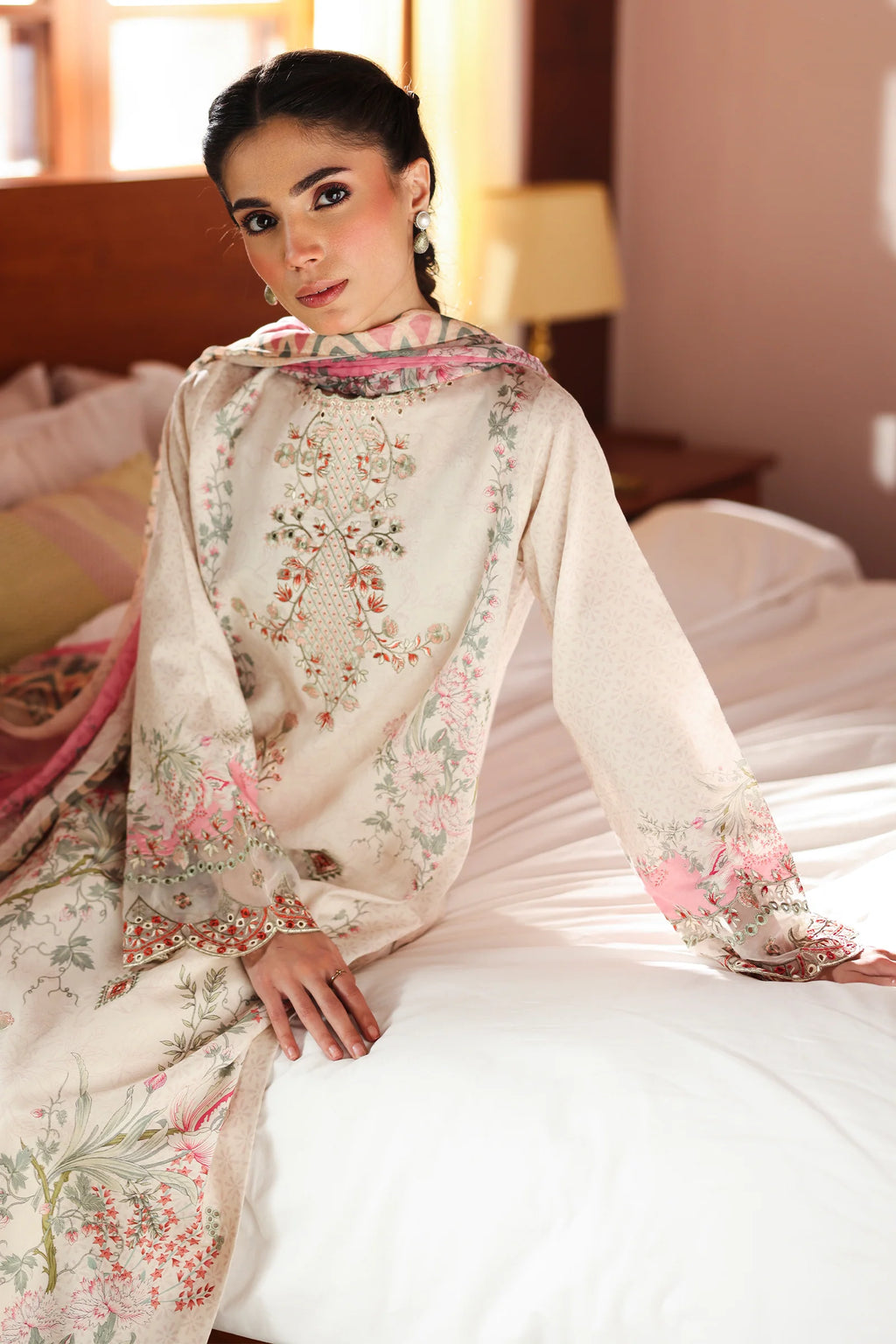 RAAYA BY DOSTI ELLE