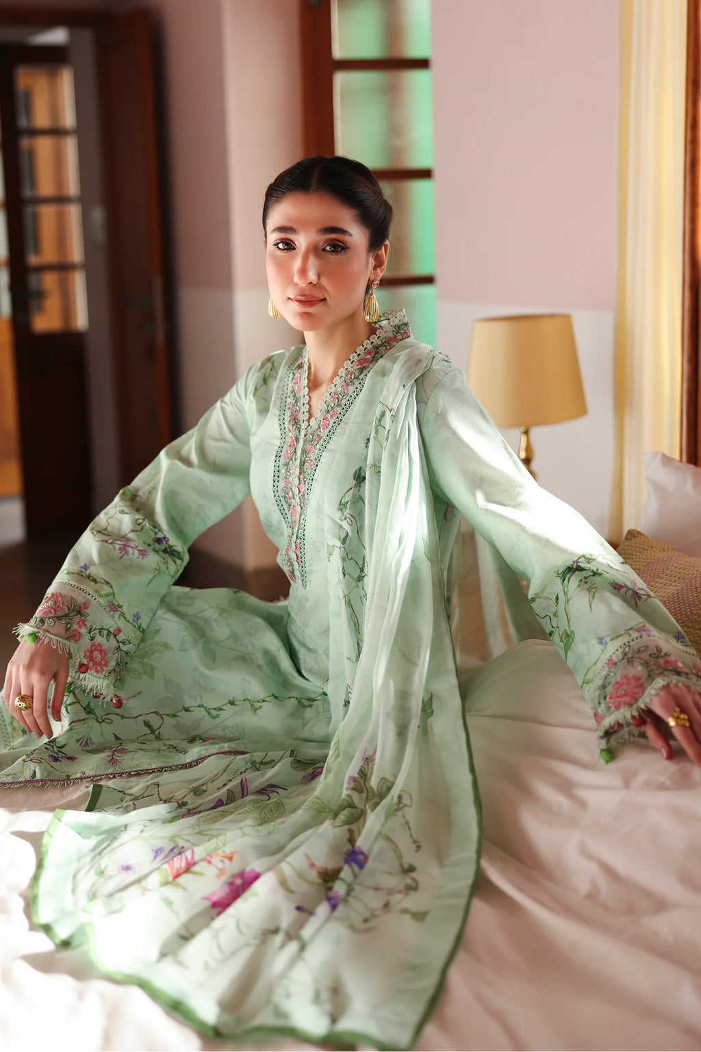 RAAYA BY DOSTI ARIS