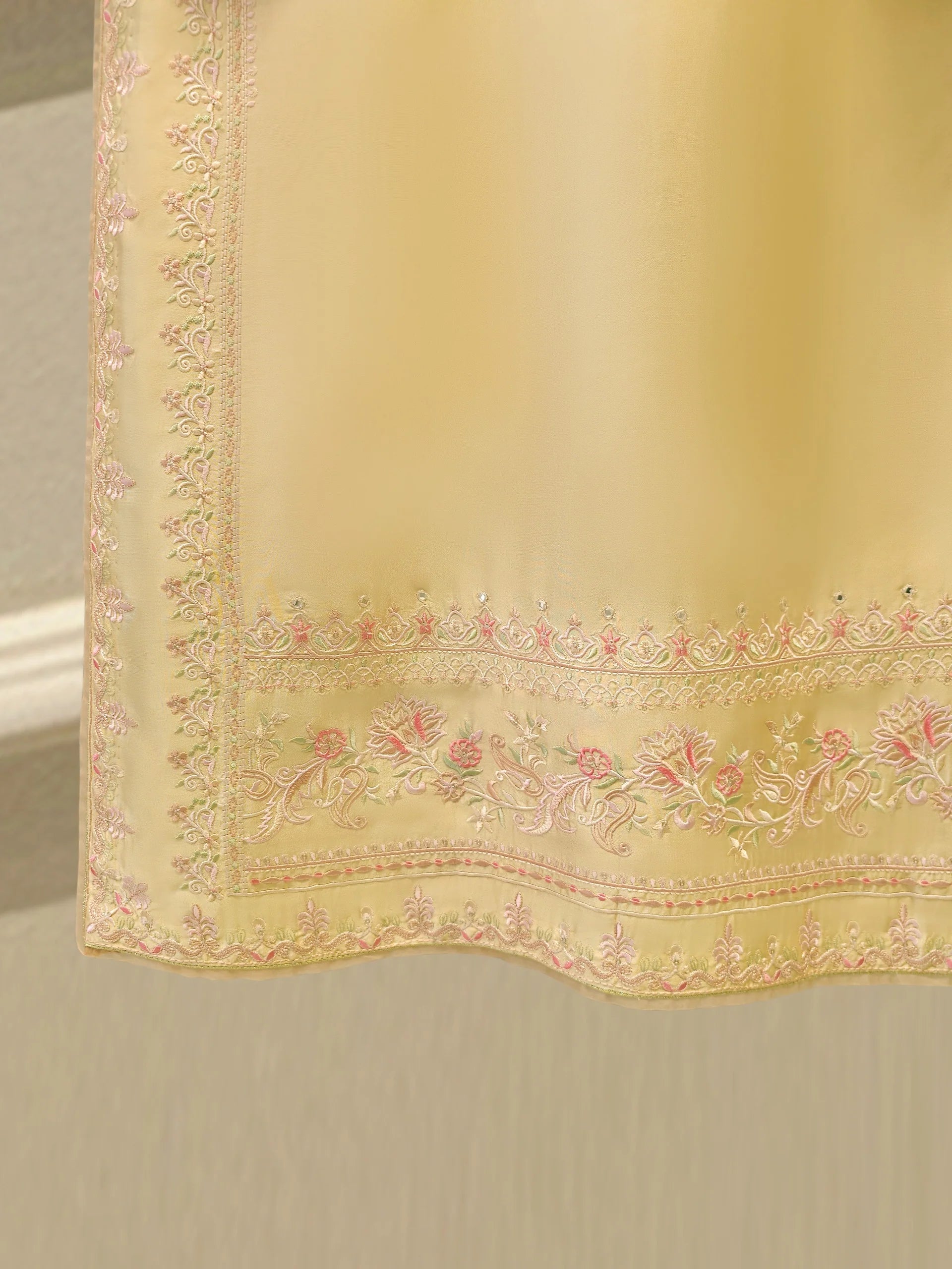 AGHANOOR S113223 2PC