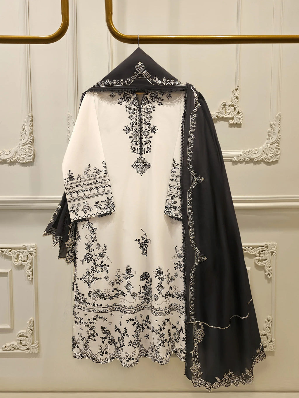 AGHANOOR  S115169 3PC