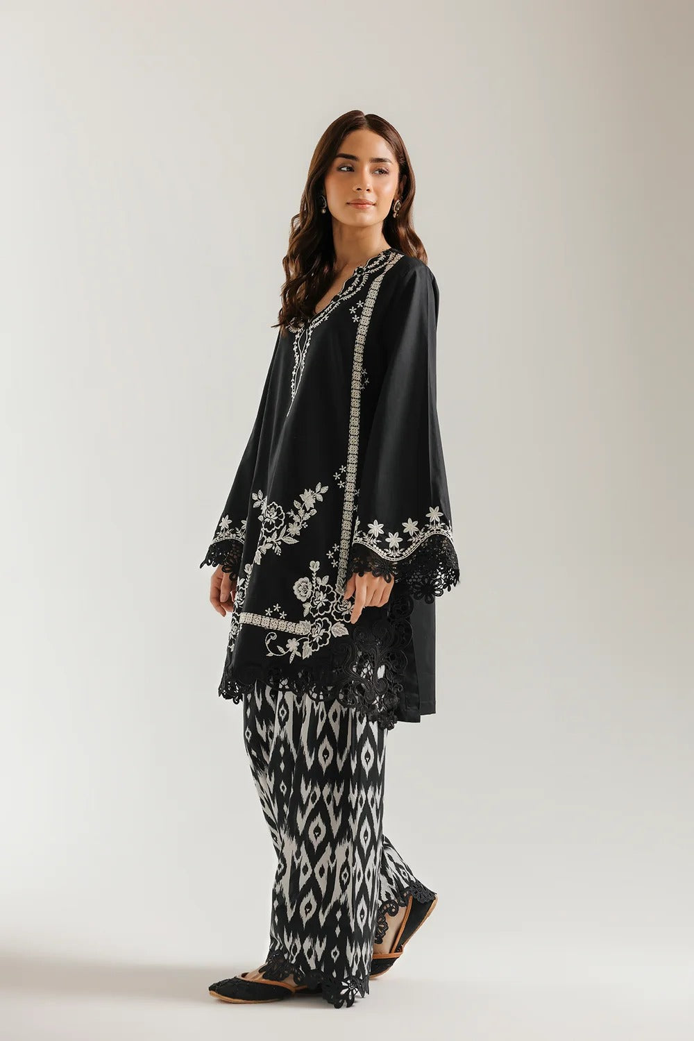 ETHNIC E4645-103-901 2PC