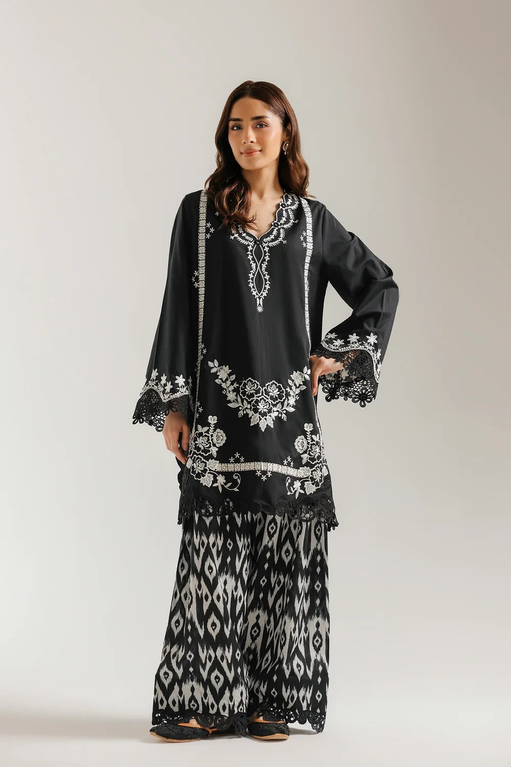 ETHNIC E4645-103-901 2PC