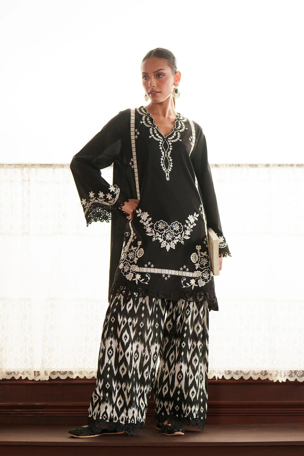 ETHNIC E4645-103-901 2PC