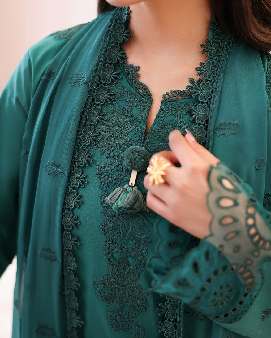 ROHEENAZ VEIL OF SUMMER CHIKANKARI WHISPERED VEIL