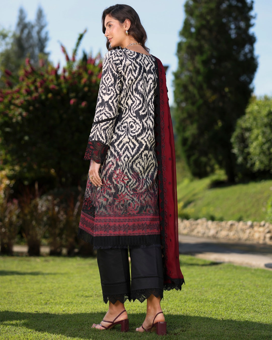 RANG RASIYA LIFESTYLE PEONY