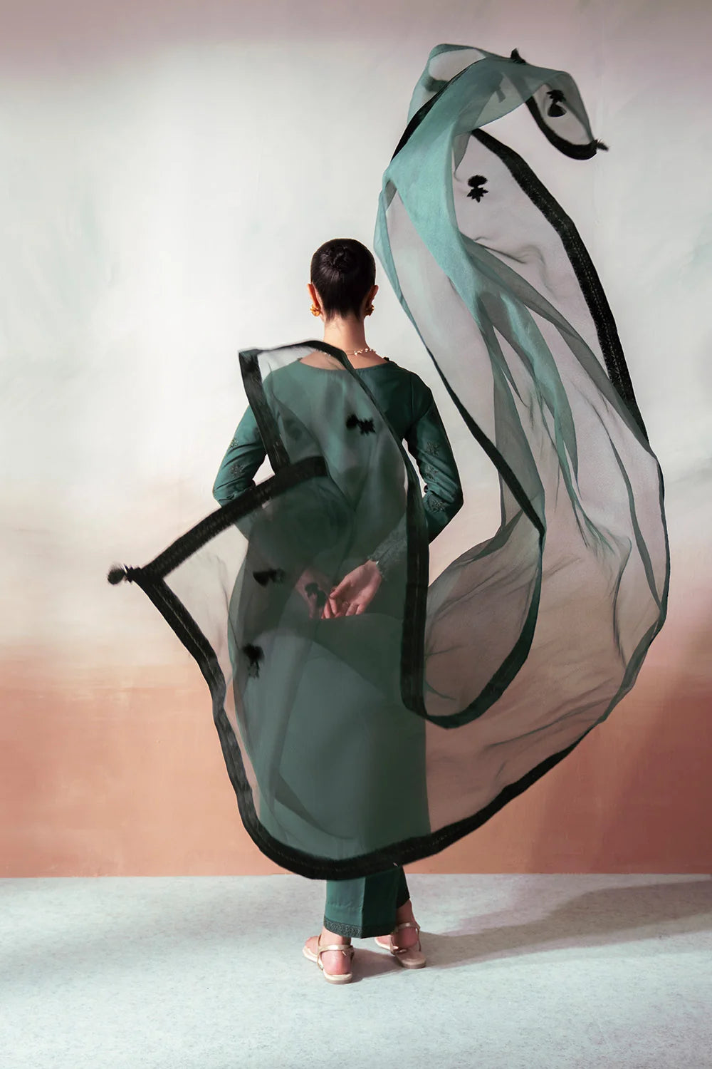 ZARIYA THE SUMMER CANVAS ZB-60126