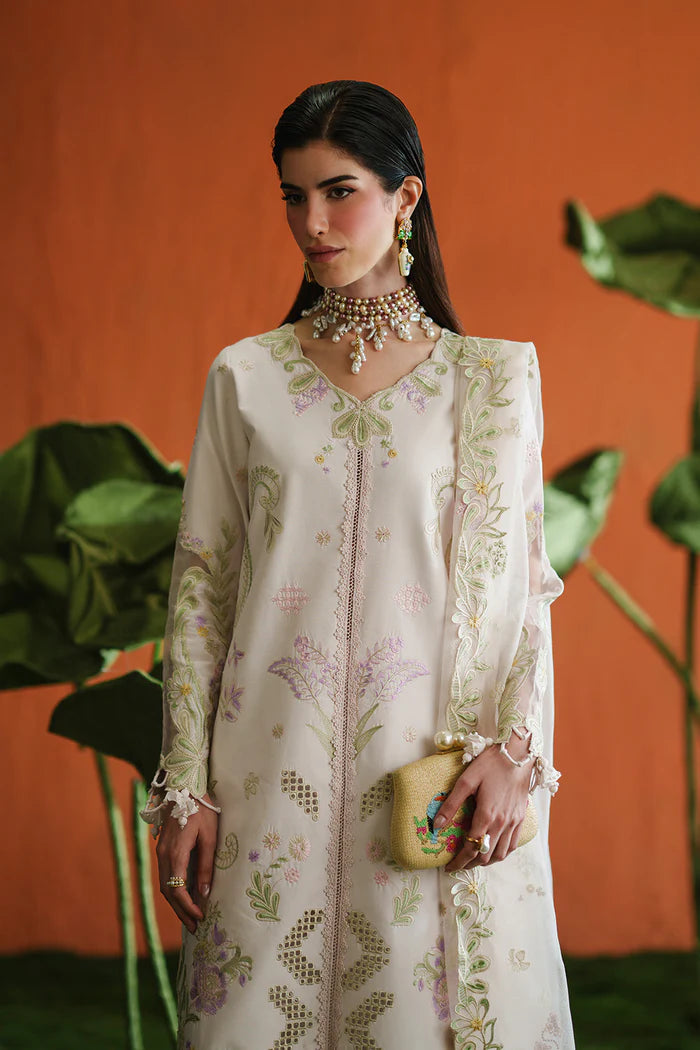 ZARIYA BLOOMING FLOWER ZB-60102