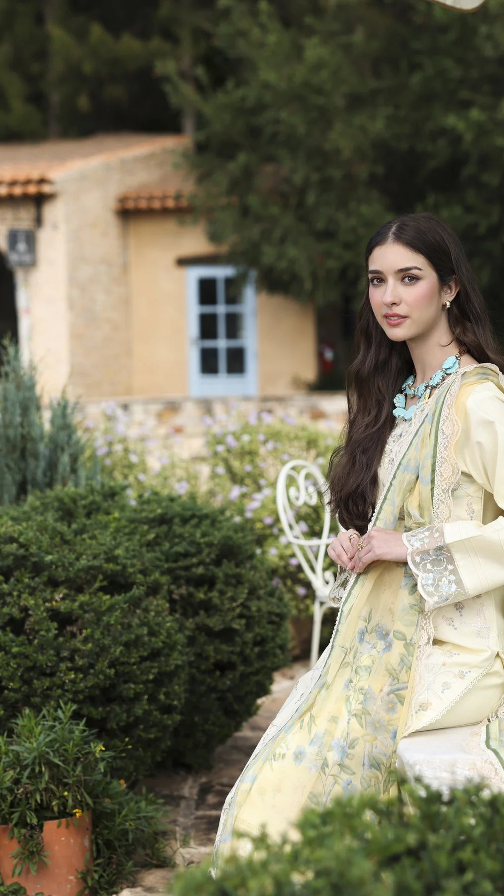 AYLEEN LUXE BLOSSOM SUMMER ZAAVIA