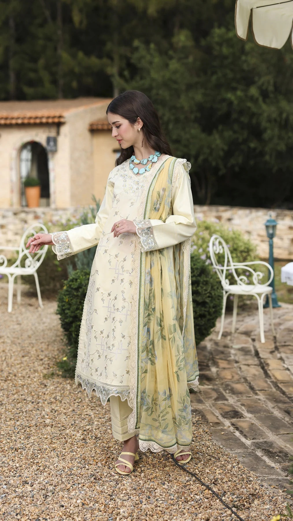 AYLEEN LUXE BLOSSOM SUMMER ZAAVIA