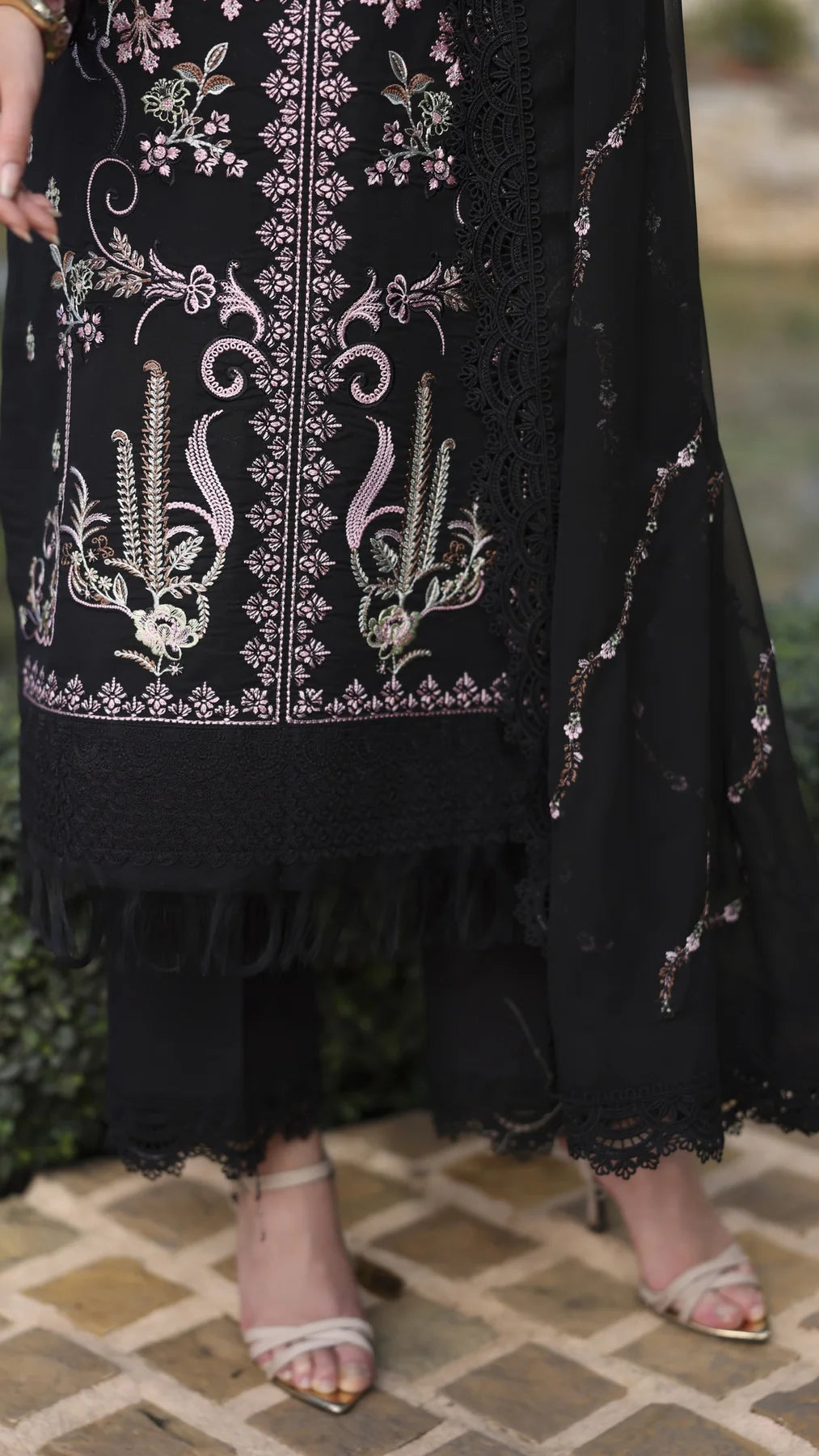 AYLEEN LUXE BLOSSOM SUMMER ZARA