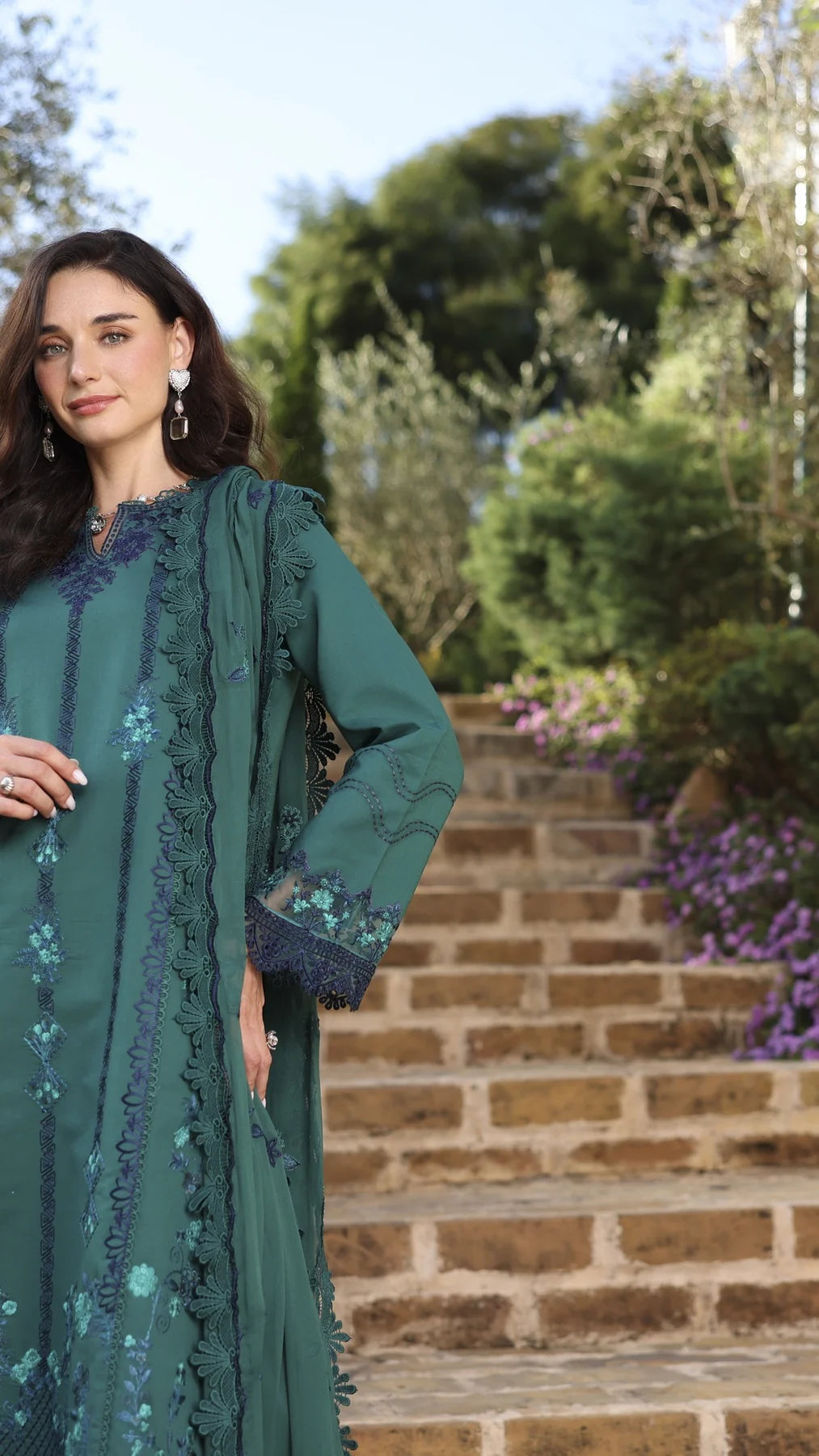 AYLEEN LUXE BLOSSOM SUMMER ZEBAISH