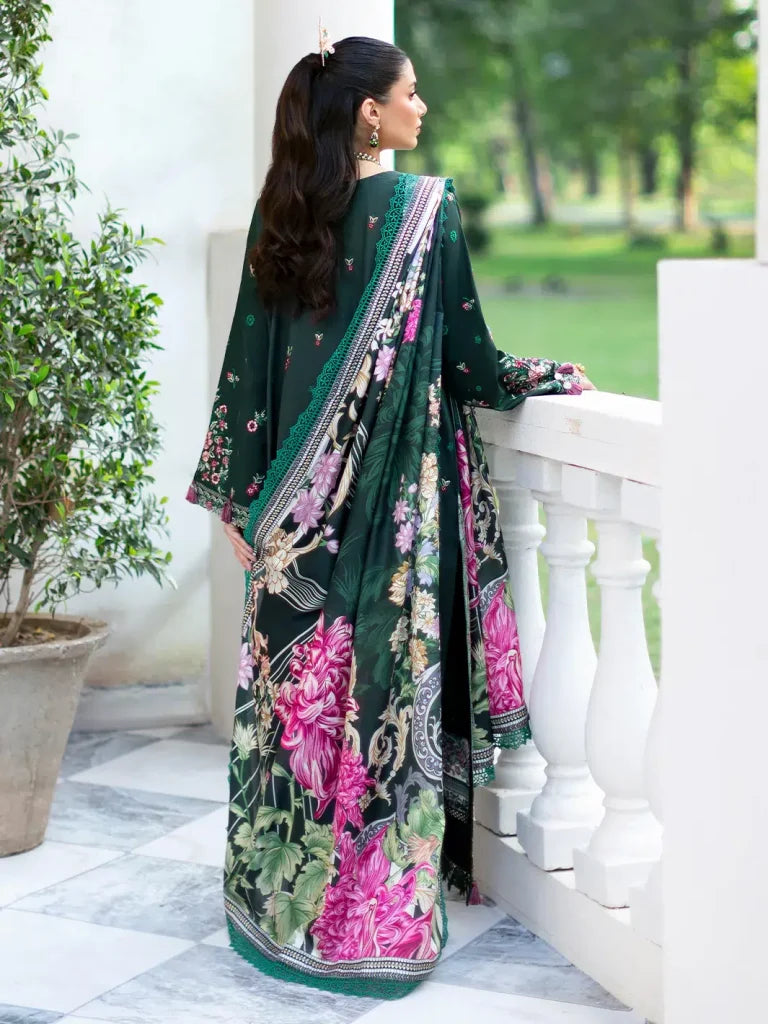 MAHNUR SOPHIE ZOYA