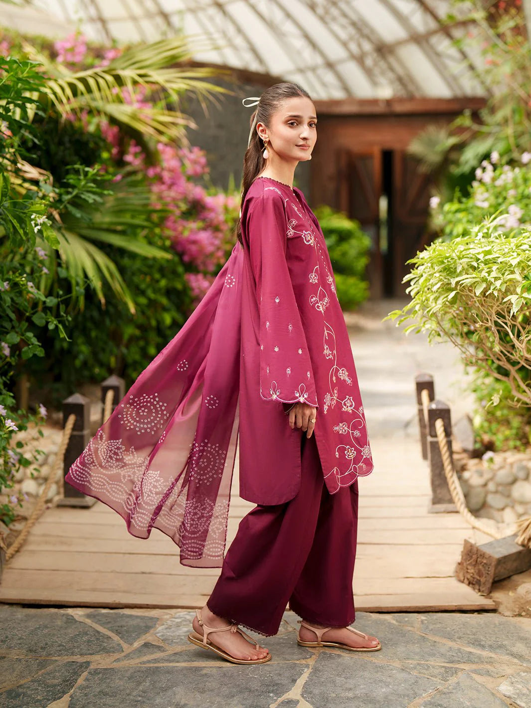 DEYAR THE GARDEN SUMMER EDIT BLOSSOM
