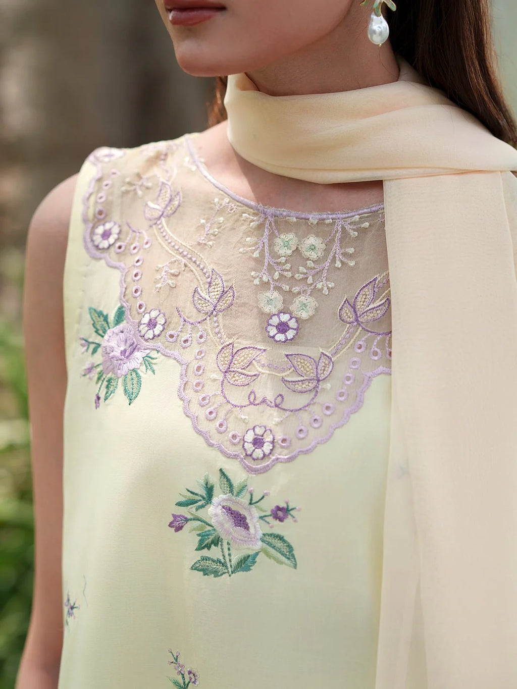 DEYAR THE GARDEN SUMMER EDIT BUTTERKISS